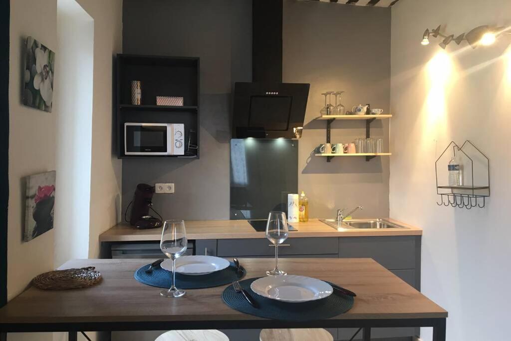 Studio De Charme Le Clos De L'Etang + Place De Parking ลีล-ซูร์-ลา-ซอร์ก ภายนอก รูปภาพ